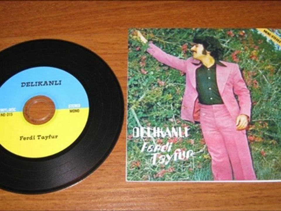 Ferdi Tayfur & Yapıştı Canıma Bir Kara Sevda ...