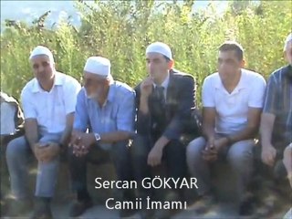 2012 Ramazan  Bayramı Arifesi  Mezarlıkta  Dua