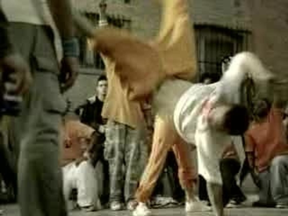 pub-pepsi-breakdance