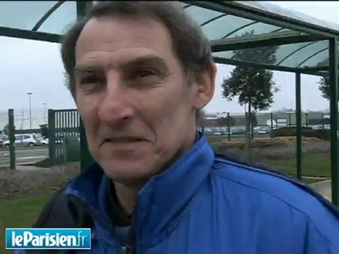 Chez Peugeot-Poissy, dernières heures avant le chômage technique