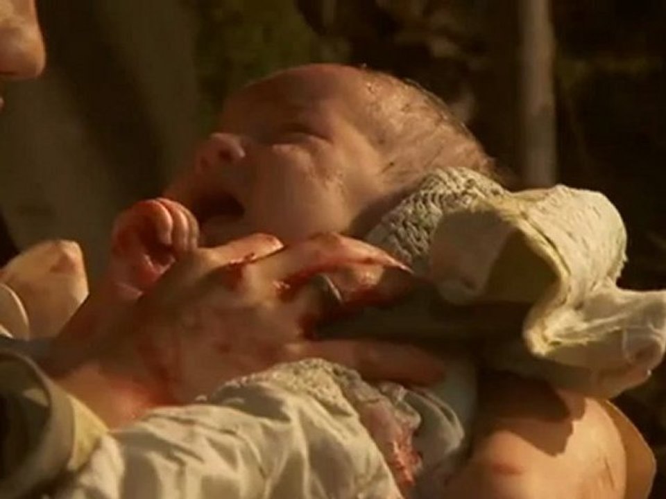 Aurora llega al mundo.