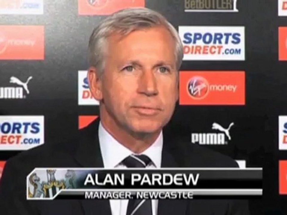 Pardew droht Ärger nach Schubser-Attacke