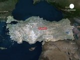 Turchia: autobomba nel sud, 7 morti