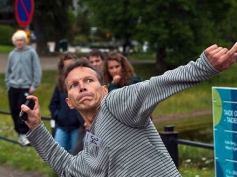 Championnat du lancer de téléphone portable 2012