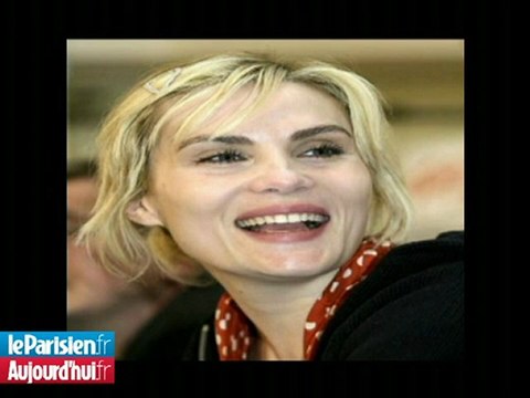 Un extrait du titre Dingue d'Emmanuelle Seigner