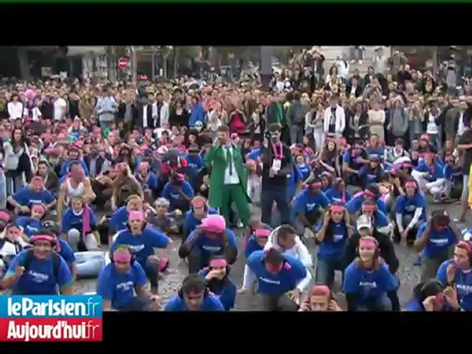 La techno Parade transforme Paris en dancefloor