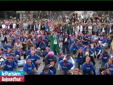 La techno Parade transforme Paris en dancefloor