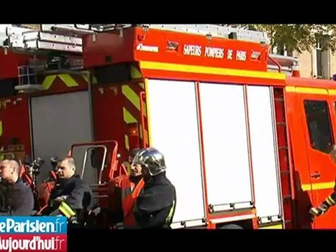 Le plafond de l'agence s'effondre : colère de la directrice