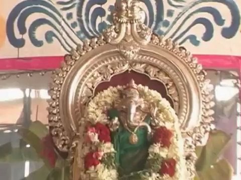 SUKLAMBHARADHARAM -SANSKRIT DEVOTIONAL (GANESH STOTHARAM).mp4