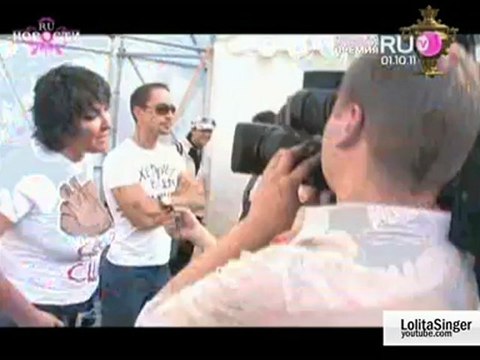 На Лолиту напал фанат