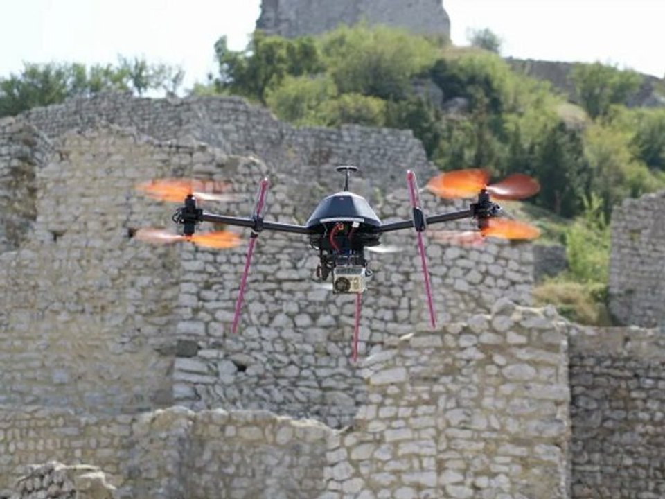 Château de Crussol en vidéo aérienne