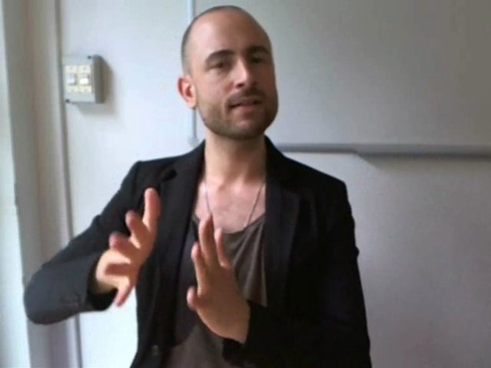 20 octobre 2012 | Paris - Saint-Eloi (75) : Atelier "Comment raconter des histoires en LSF"