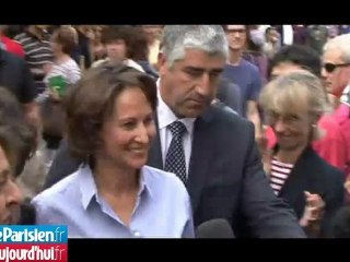 Ségolène Royal se réapproprie le drapeau tricolore