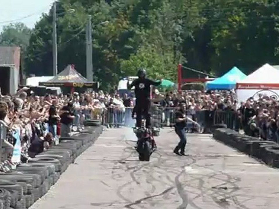 fete de la moto le 22 juillet 2012 a st julien les villas ( dp 10 )