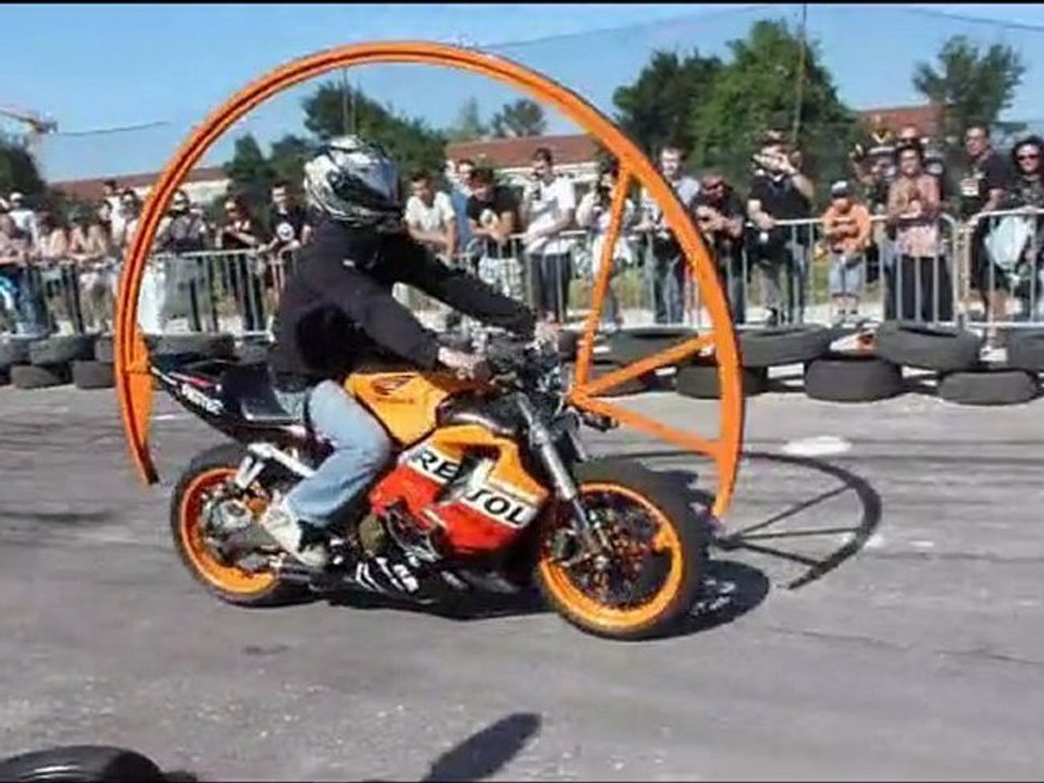 fete de la moto le 22 juillet 2012 a st julien les villas ( dp 10 )