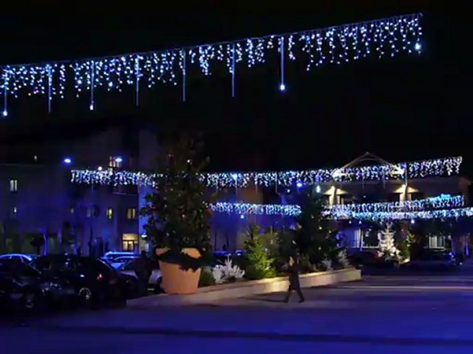 Effet chute de neige sur la place centrale - Citylum