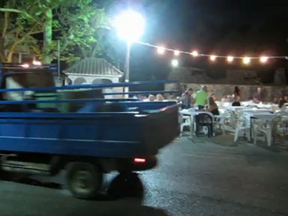 Mia bradia sta Tzannata 2012