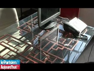 D'usine à QG de campagne, les pro-Mélenchon au travail