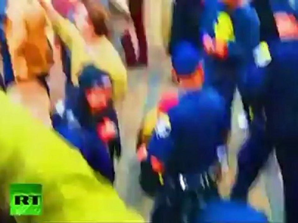 Video of arrests at Occupy Oakland Thanksgiving protest