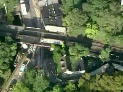 Derailed freight train kills two people in Maryland