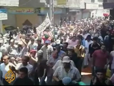 Syrians mount Friday protests around country