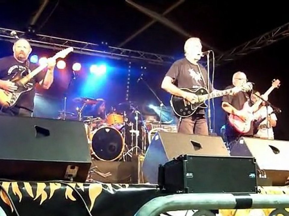 rassemblement moto le 27 et 28 et 29 juillet 2012 a couches (dp 71490 ) hdc macadam motors