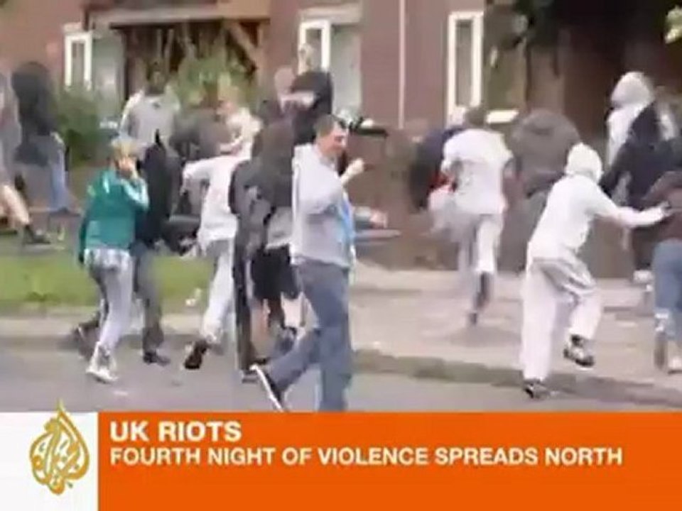 UK riots: Fourth night of violence spreads north