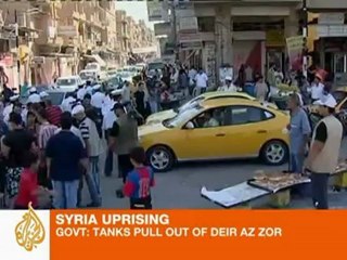 Syrian troops 'withdraw' from eastern city