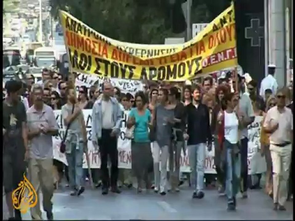 Scuffles in Athens as workers strike