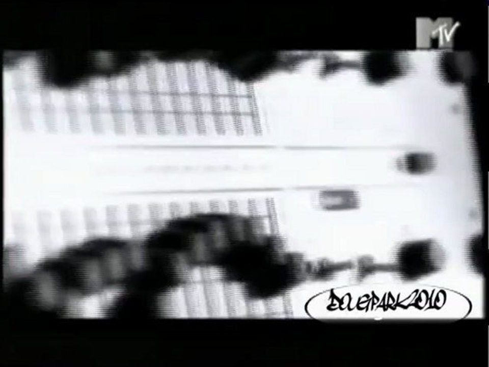 Queen Latifah, Yo Yo, Lisa 'Left Eye' Lopes, MC Lyte, Patra, Nefertiti, Me'shell Ndegeocello, Salt N Pepa   Freedom ''Diamond D's Crystal Mix''
