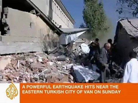Rescuers scramble to reach earthquake victims in Turkey's Van