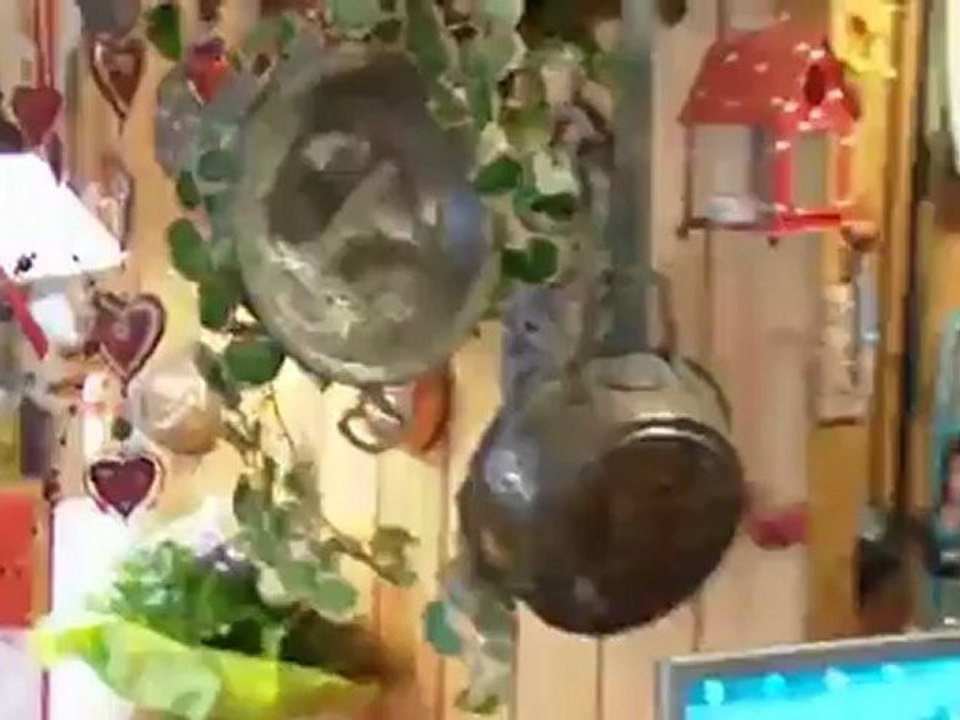 غرفة الجلوس حول العالم - بيت على ظهر سفينة في برلين (ألمانيا) | العولمة 3000