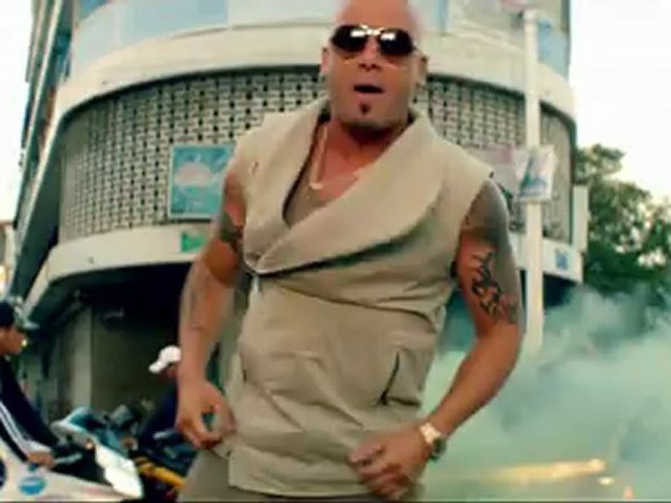 Wisin & Yandel - Follow The Leader ft. Jennifer Lopez