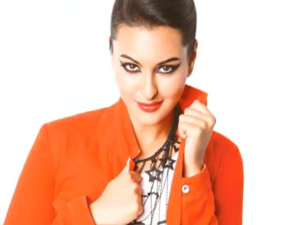 Hot Sonakshi Sinha