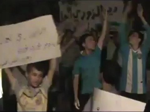 Syria فري برس دير الزور مسائية حي العمال رغم القصف 21 8 2012 ج1