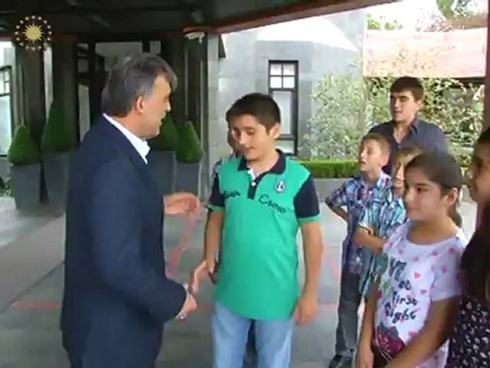Cumhurbaşkanı Gül, Çocuklarla Bayramlaştı