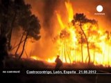 Spanish firefighters battle persistent... - no comment