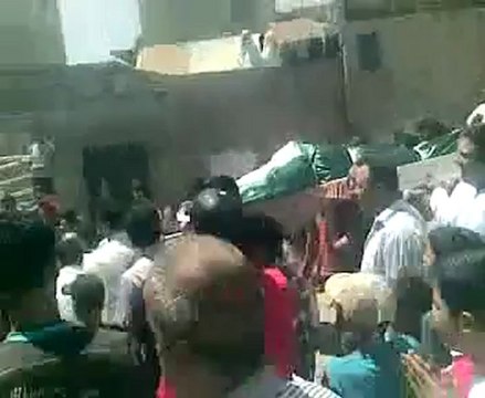 Syria فري برس حماه المحتلة تشييع الشهيد معسف الشربعي حي الشيخ محمد الحامد 21-8-2012