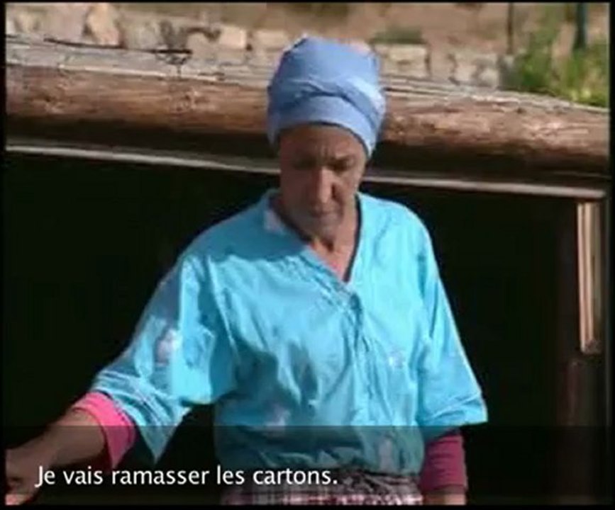 Extrait de "Trikte El Bettache" Ep4 - Messaouda sous-titré en Français