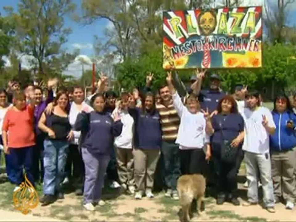 Argentinian youths back Kirchner