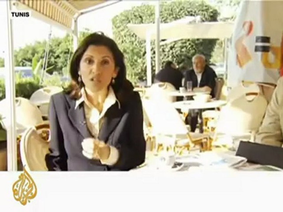 Nazanine Moshiri speaks to a Tunisian political analyst