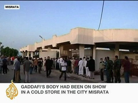 Gaddafi to be buried in secret location