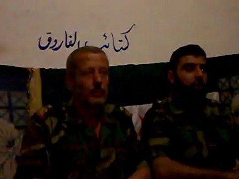 اعلان المقدم تيسير ديب من ابناء القرداحة انشقاقه عن الجيش الاسدي وانضمامه للجيش السوري الحر كتائب الفاروق //سرية الصحابي سلمان الفارسي// تحت قيادة الملازم اول عرابة ادريس