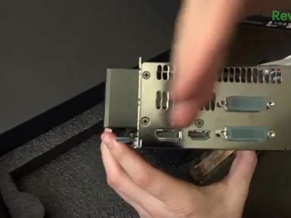 ASUS DirectCU II Top GTX 680 Unboxing (GEFORCE GTX 680 - UGPC 2012) - Unbox Therapy Extras