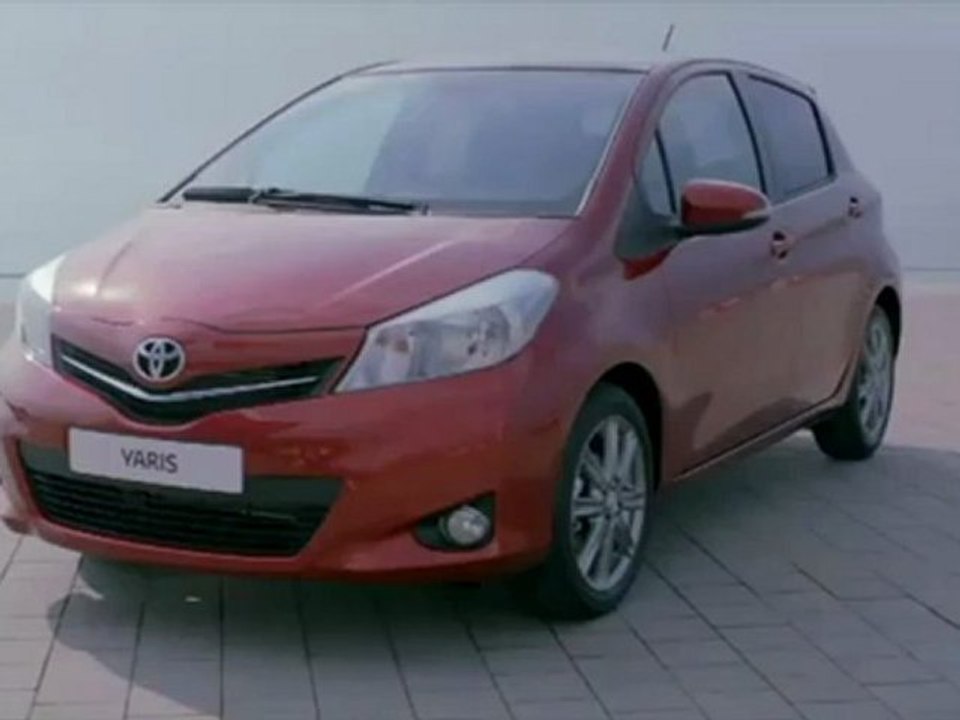 Toyota Yaris 1.5 AT Hatchback Rs 2013 ,Yaris 1.5 AT Hatchback Rs 2013 , Yaris 1.5 AT 2014(360p_H.264-AAC)