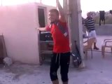 Syria فري برس  فيديو مسرب من موبايل الشبيح الفاطس عماد الحمصي 21-8-2012
