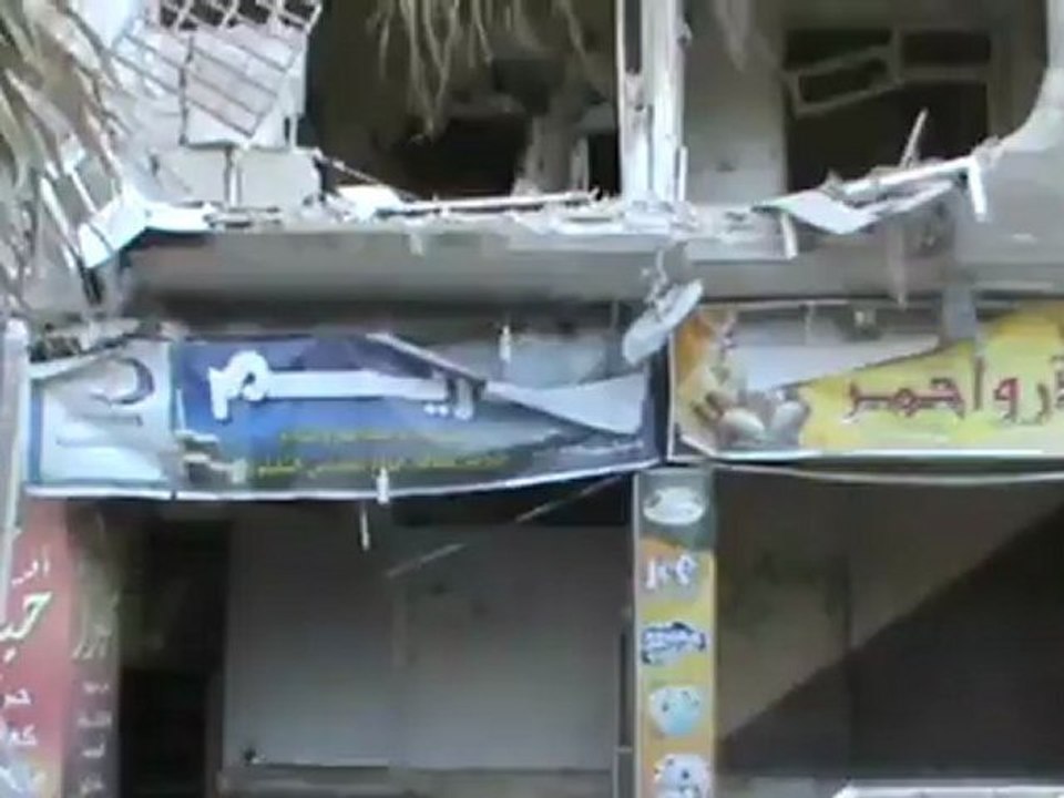Syria فري برس  لريف دمشق داريا الدخان المتصاعد جراء القصف على المدينة 22.8-2012 ج4