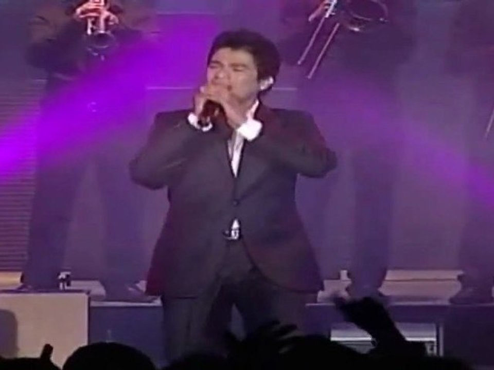 Americo (HD) - Tendria Que Llorar Por Ti - Teatro Teleton