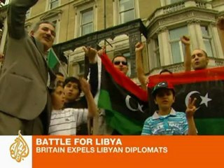 Britain to expel Gaddafi diplomats