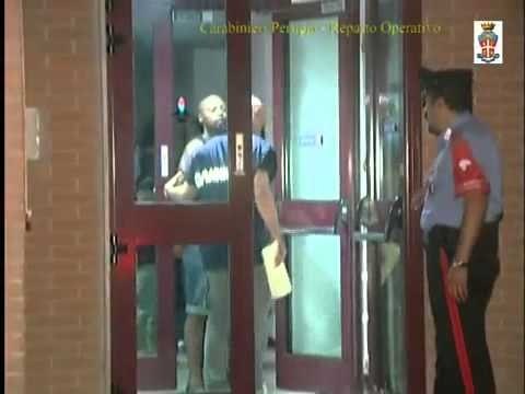 Perugia - Sequestrati 3 chili di marijuana e 5 arresti a Settevalli (23.08.12)